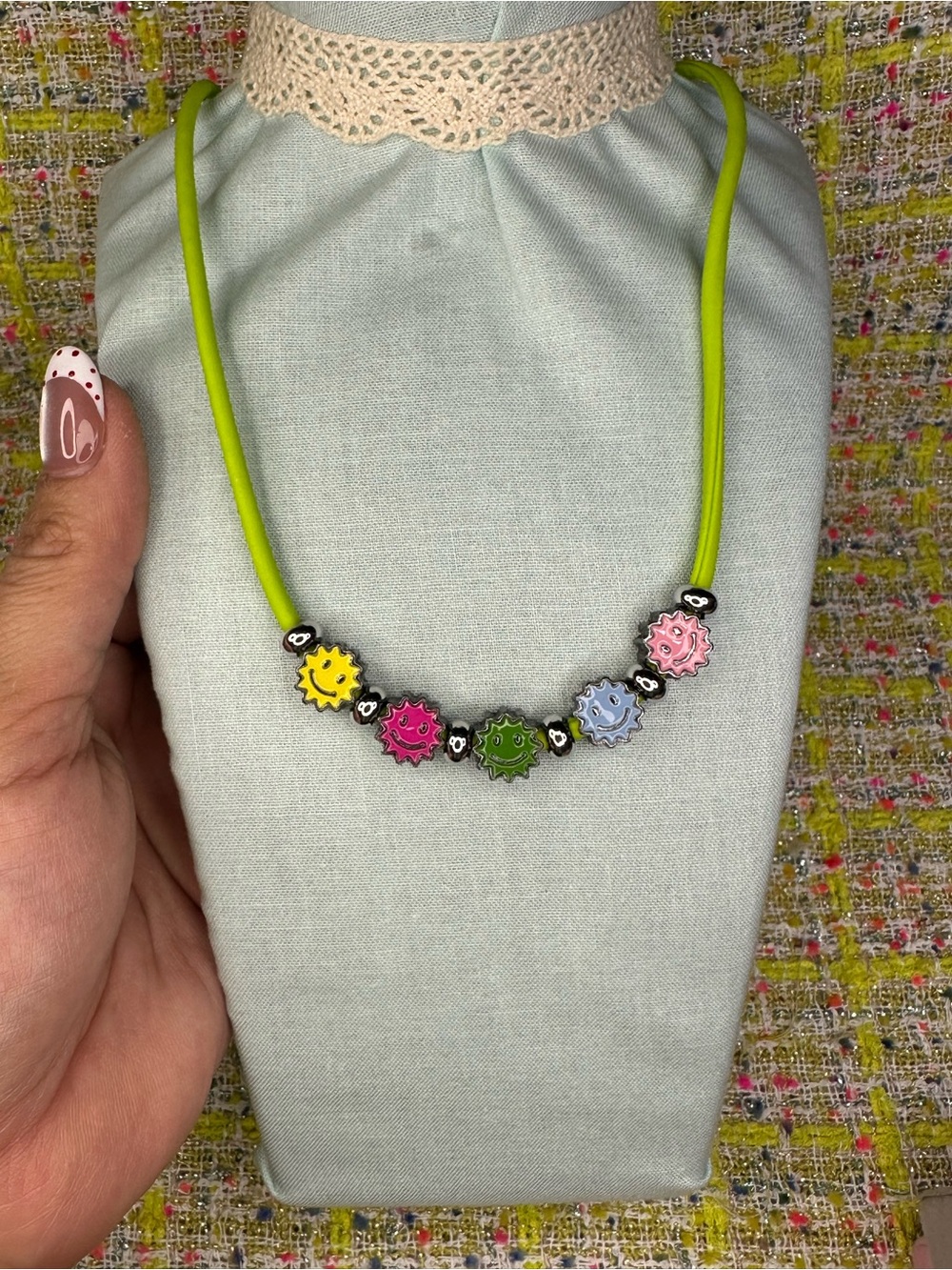 AA great Colorful Smiley Flower Necklace - Lime Green Cord